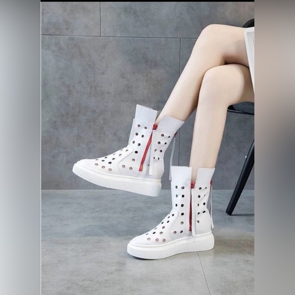 Boots from the cowhide, size 8 - Picture 3 of 7